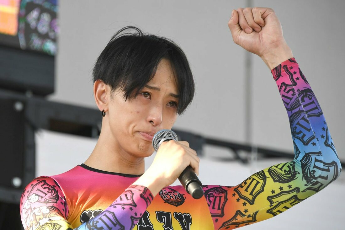 記念初優勝に感極まる加藤翔馬