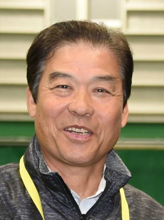  伊原春樹氏