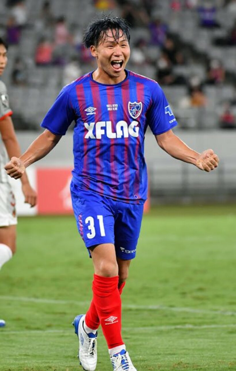  後半８分、ゴールを決めた安部柊斗