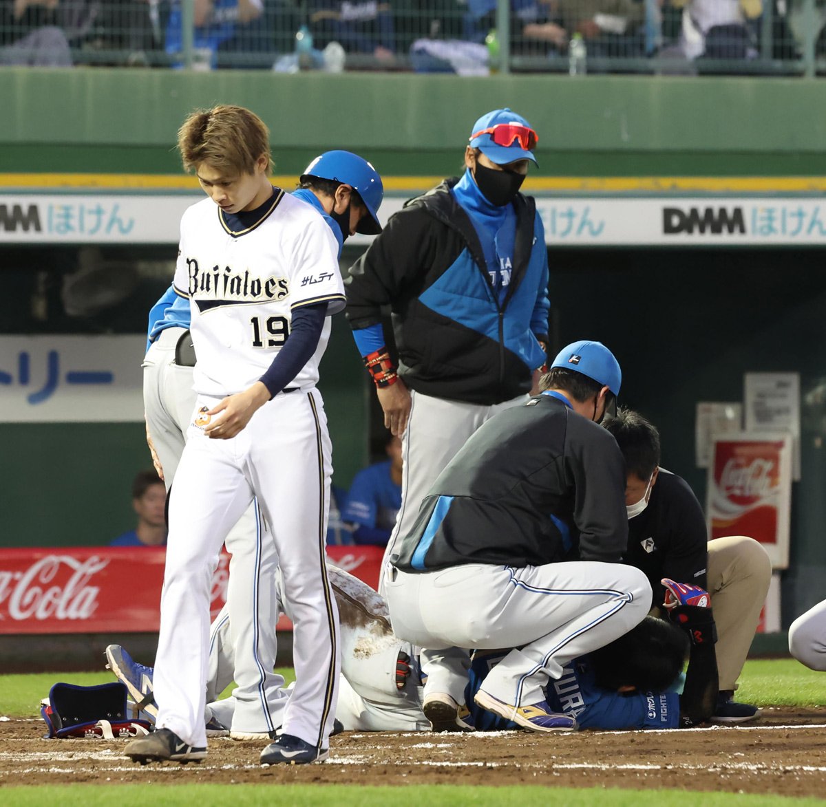 オリックス・山岡が48球で危険球退場…顔面直撃の日本ハム・野村は