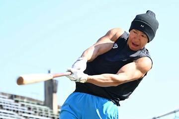 自主トレを公開したソフトバンク・柳田悠岐