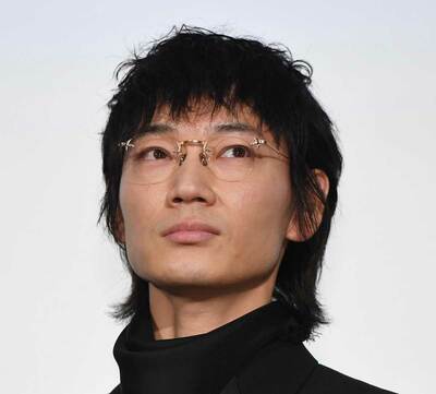 写真：綾野剛ひっそりCM終了 連ドラオファーもなし…〝ガーシー砲〟の