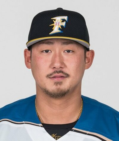 写真：日本ハム・中田が左内転筋肉離れ ゲーム復帰に3週間 | 東スポWEB