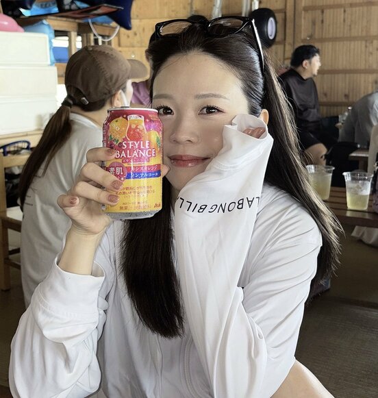 今夏は海でのBBQも楽しんだ牧原真由さん
