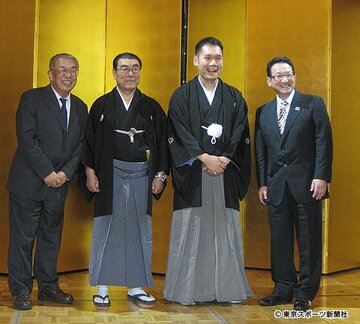  左から春風亭柳橋、神田松鯉、神田松之丞、春風亭昇太