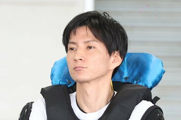 松尾充