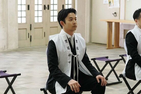 「豊臣秀長公慰霊祭」に出席した仲野太賀