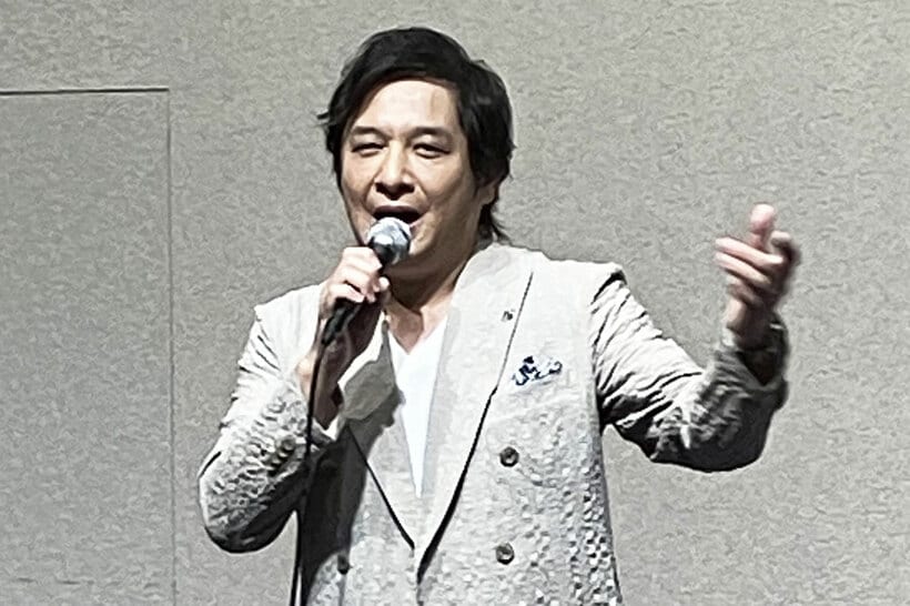 表彰式に登場した松原健之