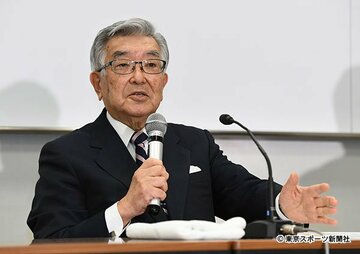  厳しい表情で開幕日程に言及した斉藤コミッショナー