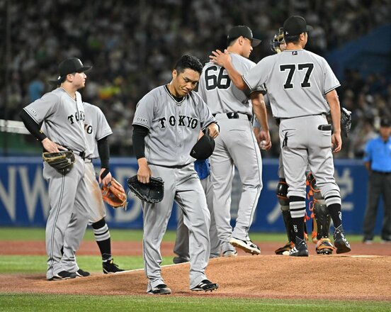 3回途中で降板した則本昂大(中)
