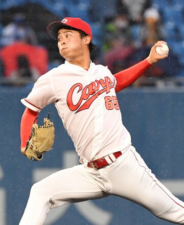  １回無失点の広島・玉村