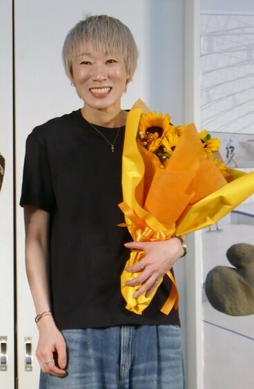 優勝報告会を行った川野芽唯