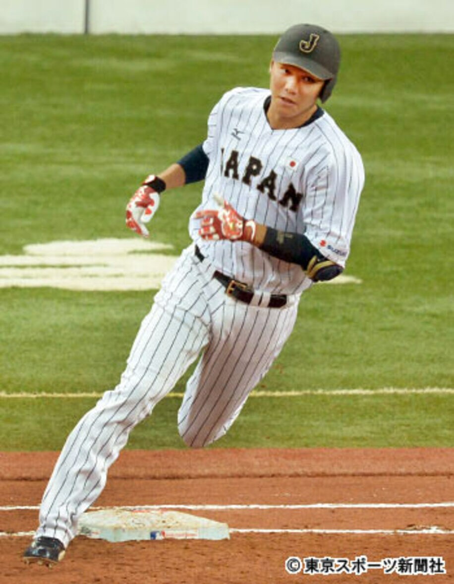 日米野球でも侍ジャパンの一員として活躍した坂本