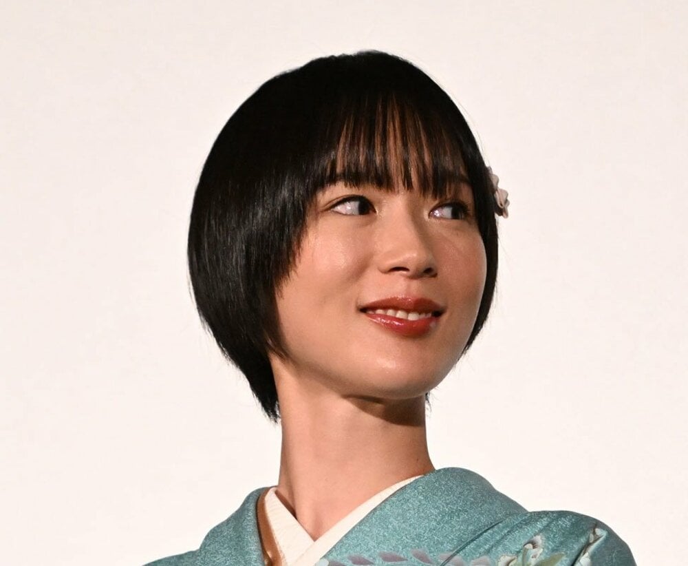 穂志もえか