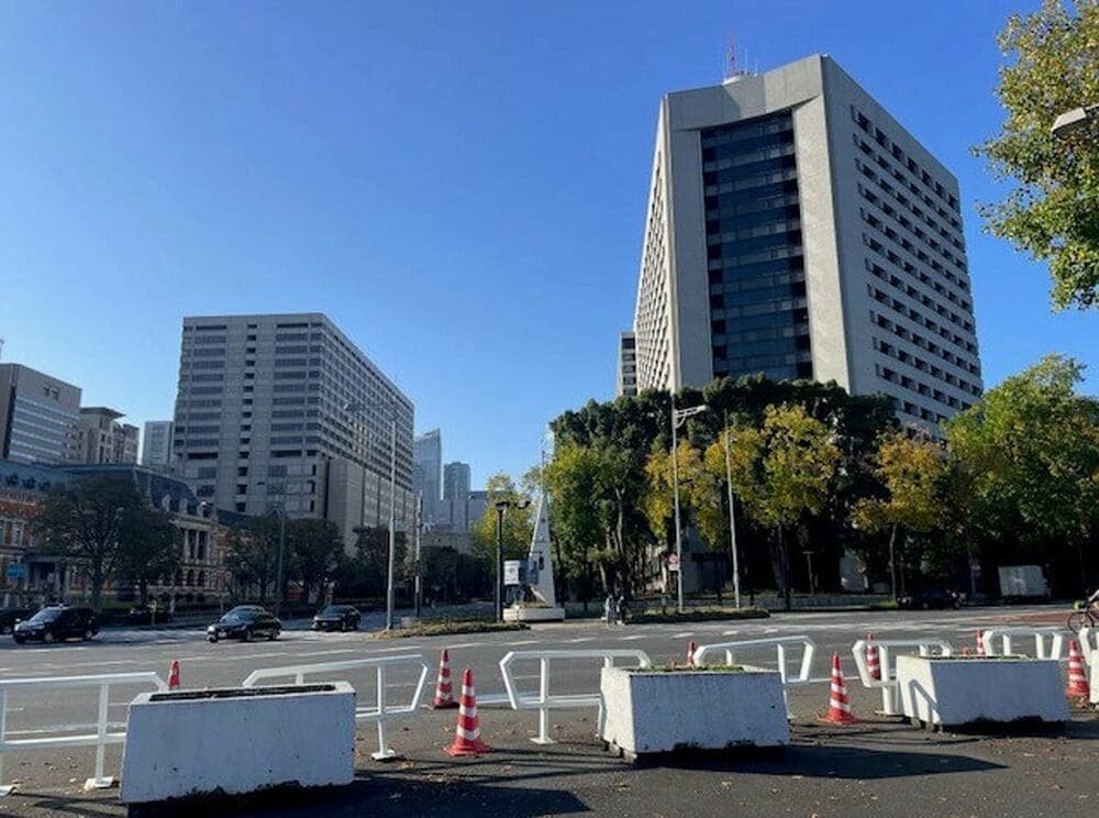 桜田門の正面には警視庁