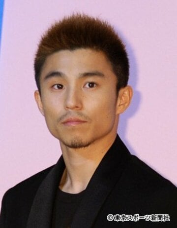 自身のブログで整形疑惑を否定した中尾