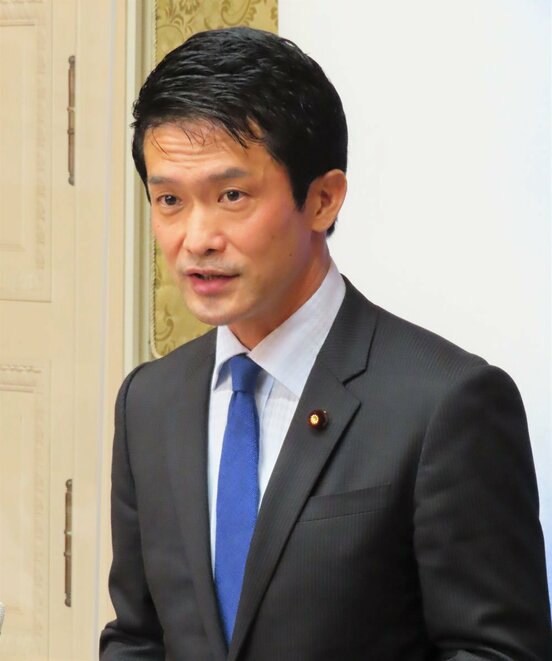  立民・小川淳也政調会長(東スポWeb)