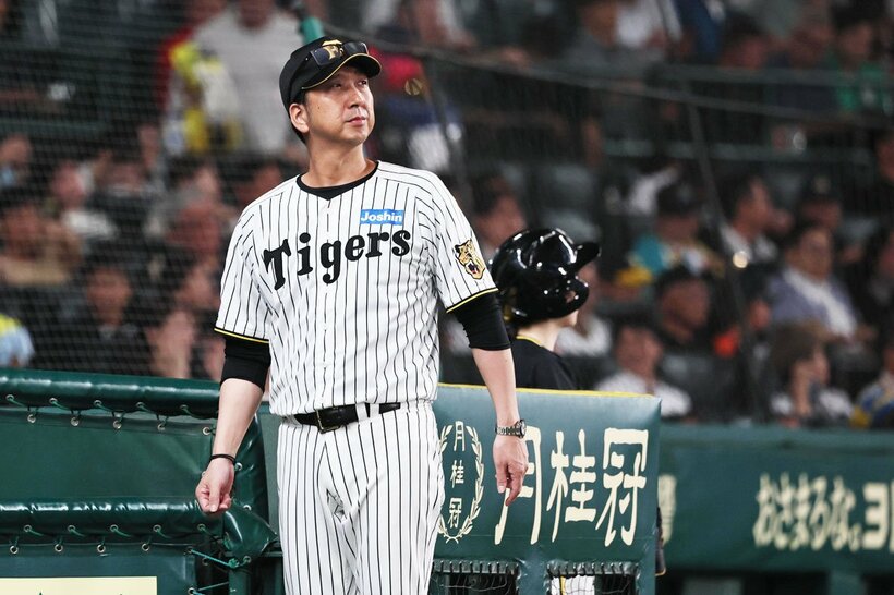 この日も積極的な采配を見せなかった阪神・藤川監督