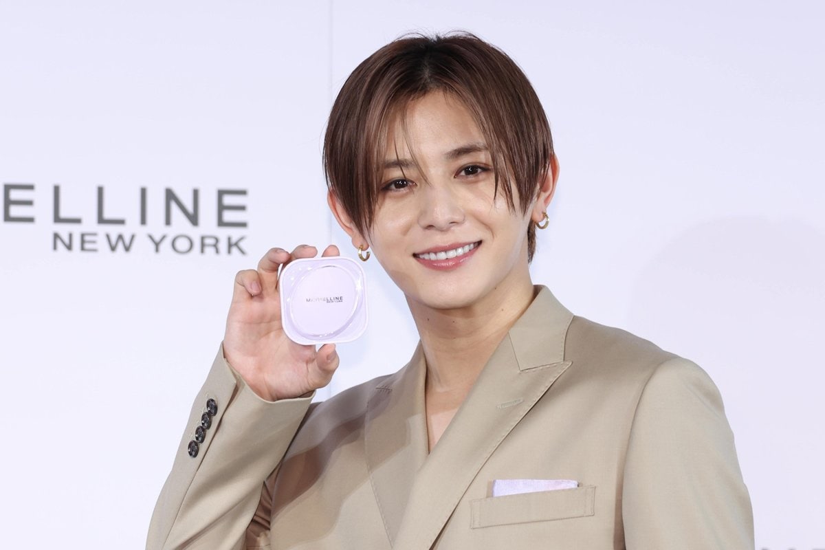 写真：山田涼介の“ハイカバーアイテム”は毎朝のアイスコーヒー「仕事