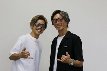 ＳＧ優勝報告会を行った定松勇樹（左）と峰竜太、