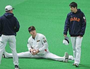 バレリーナ級？〝村神様〟の美しいまた割り