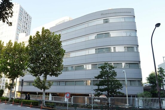 看板が外された「ＳＭＩＬＥ―ＵＰ．」（旧ジャニーズ事務所）