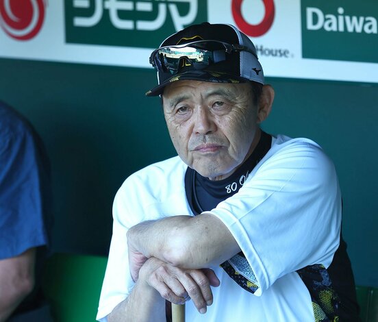 阪神・岡田監督