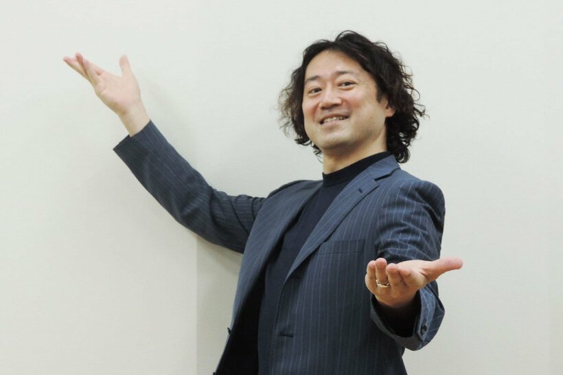 「サンドリヨン」の記者会見に出席した清原邦仁氏